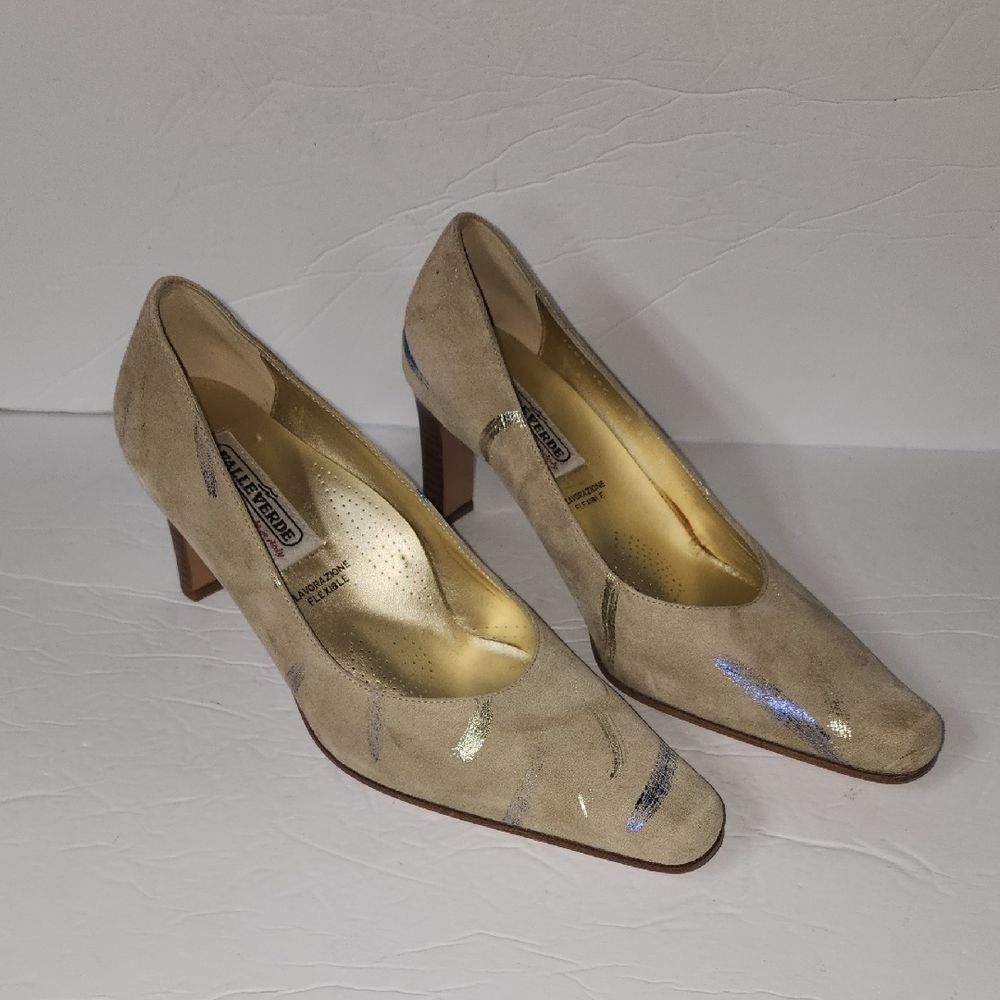 "ValleVerde" Vintage Beige Suede Metallic Accent Heels Sz 36 (6.5 Or 7)